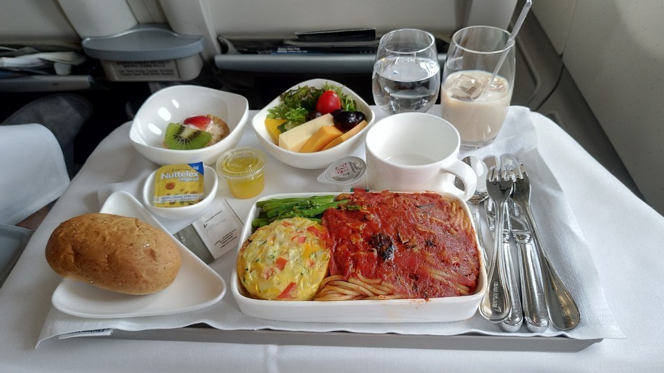 2018-06-15 韓亞航空 OZ712 TPE-ICN Business Class 商務艙 VLML 西式蛋奶素食