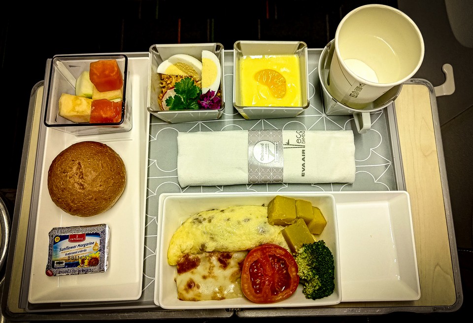 2024-07-20 BR75 BKK-AMS Premium Economy 豪華經濟艙 <br>VLML 西式蛋奶素食 Lacto-Ovo Vegetarian