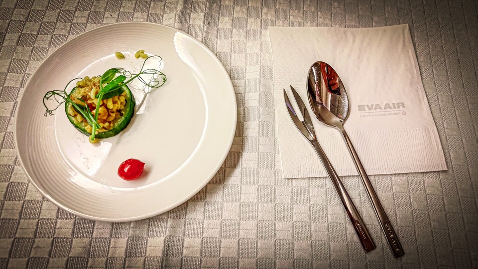 2024-07-25 BR76 AMS-BKK Royal Laurel 皇璽桂冠商務艙 <br>VLML 西式蛋奶素食 Lacto-Ovo Vegetarian