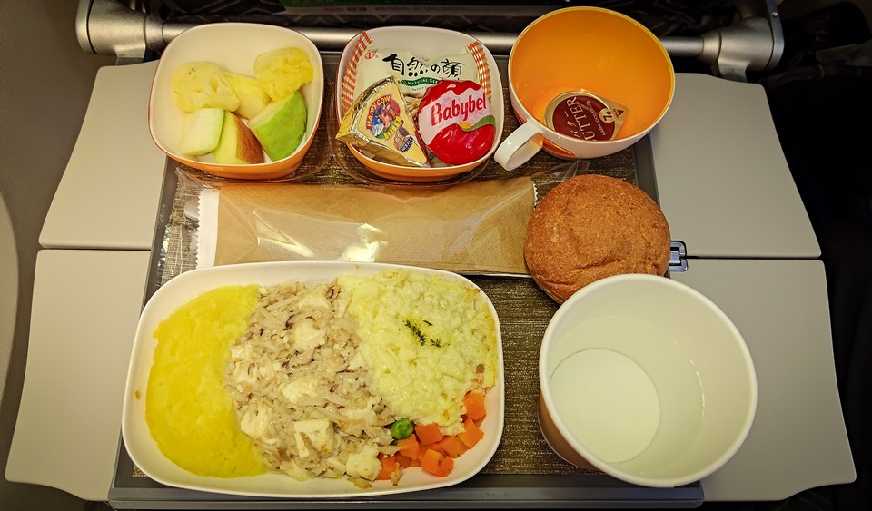 2025-09-21 BR211 TPE-BKK VLML 西式蛋奶素食 Lacto-Ovo Vegetarian