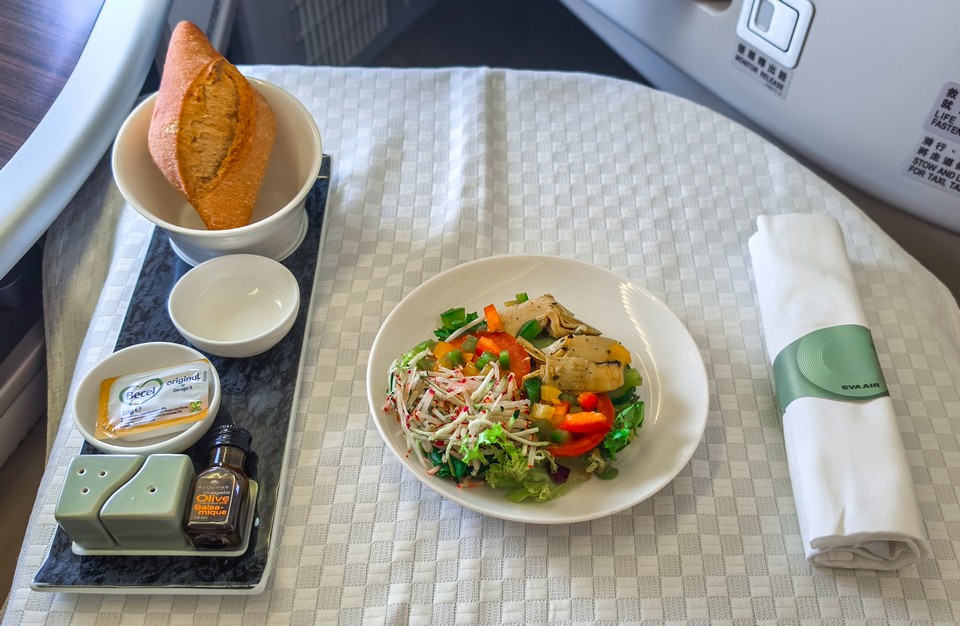 2026-09-05 BR88 CDG-TPE Royal Laurel 皇璽桂冠商務艙 <br>VLML 西式蛋奶素食 Lacto-Ovo Vegetarian