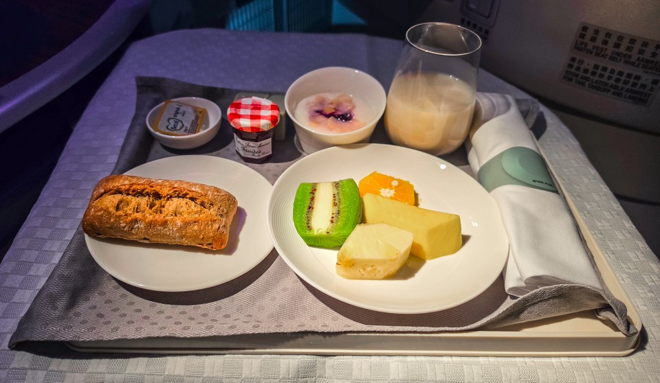 2026-09-05 BR88 CDG-TPE Royal Laurel 皇璽桂冠商務艙 <br>VLML 西式蛋奶素食 Lacto-Ovo Vegetarian