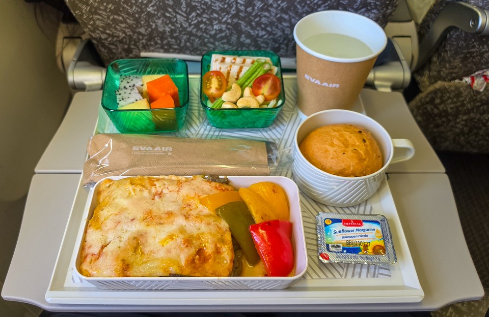 2026-10-22 BR202 BKK-TPE VLML 西式蛋奶素食 Lacto-Ovo Vegetarian