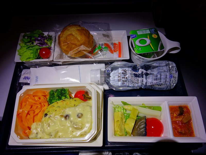 2015-03-10 NH849 HND-BKK VLML 西式蛋奶素食 Lacto-Ovo Vegetarian