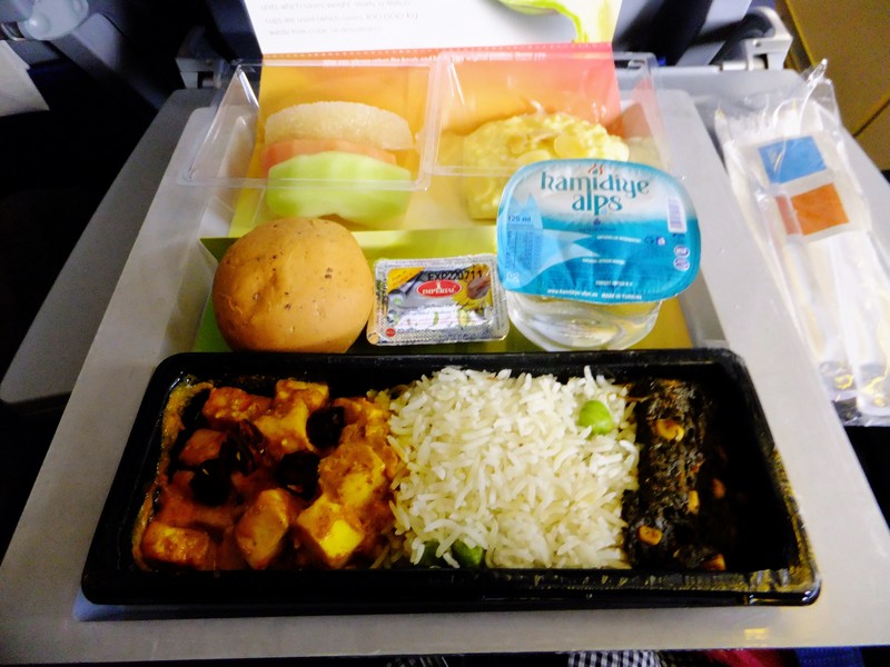 2011-01-02 荷蘭航空 KL877 BKK-TPE AVML 印度素食 Hindu Vegetarian