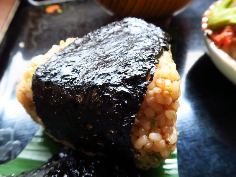 ヘンプおにぎり(大麻籽飯糰)￥200