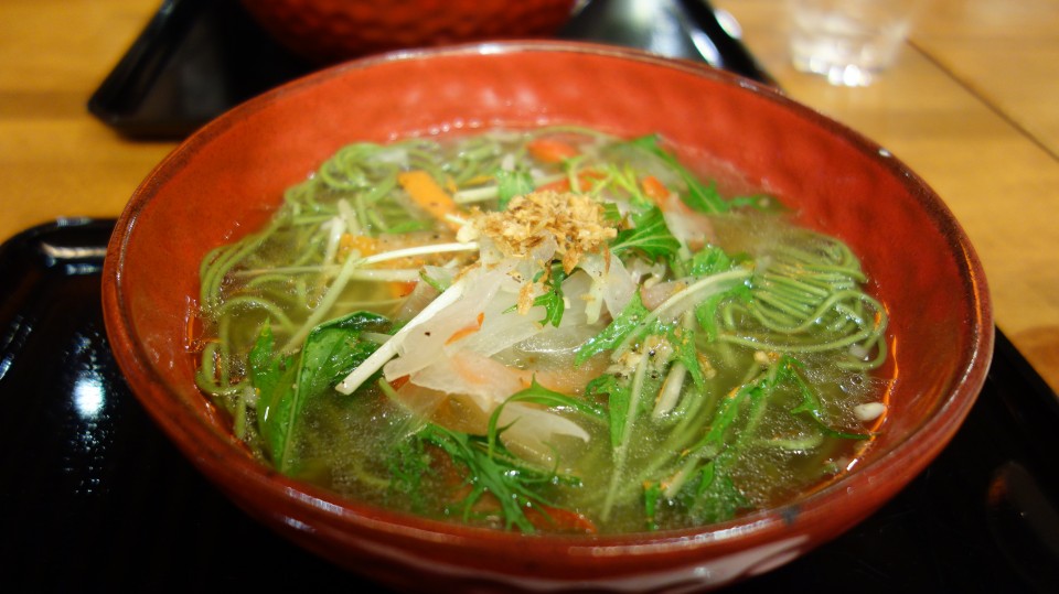 スピルリナの野菜系らぁ麺￥820