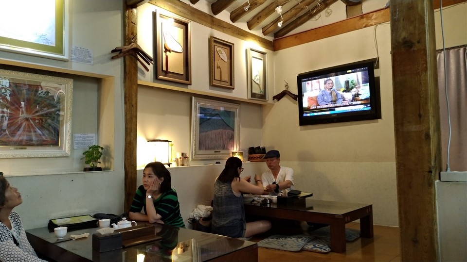 店內播放清海無上師談話
